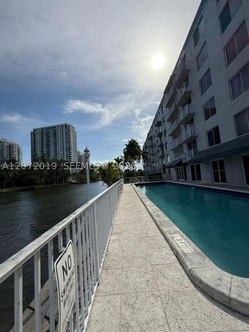 1720 NW N River Dr 413, Miami, FL 33125