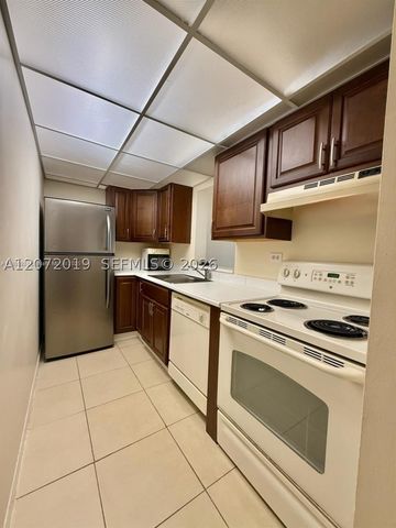 1720 NW N River Dr 413, Miami, FL 33125