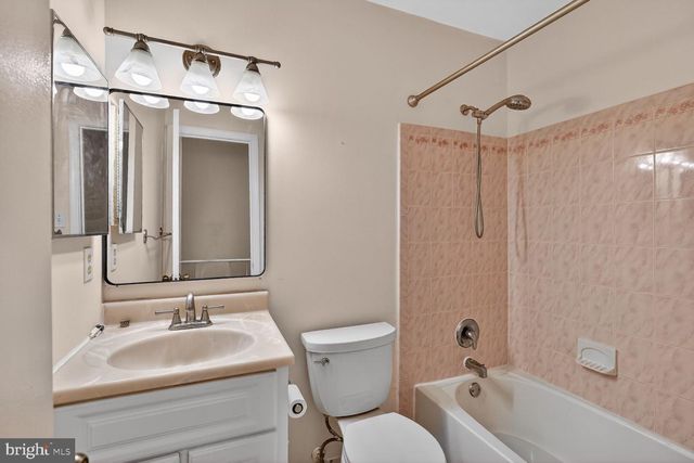 93 BRALAN CT, Gaithersburg, MD 20877