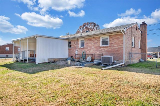 111 Wayne Drive, Lynchburg, VA 24502