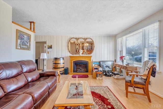 111 Wayne Drive, Lynchburg, VA 24502