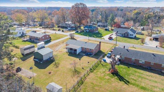 111 Wayne Drive, Lynchburg, VA 24502