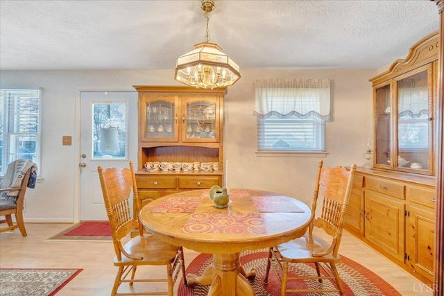 111 Wayne Drive, Lynchburg, VA 24502