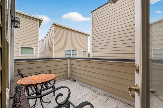 1510 Crockett Street B, Houston, TX 77007