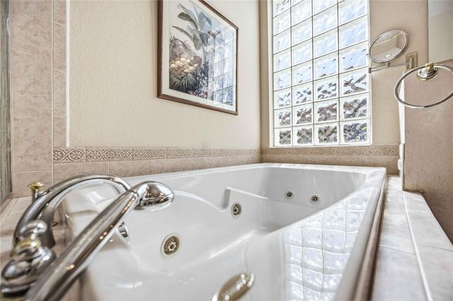 125 SAVONA WAY, North Venice, FL 34275