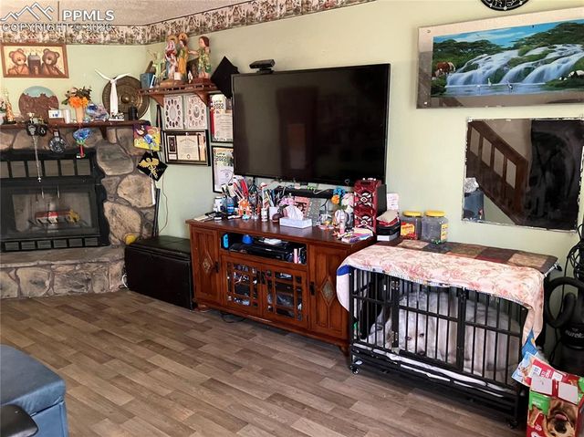 30 Murray Heights Drive, Colorado Springs, CO 80916