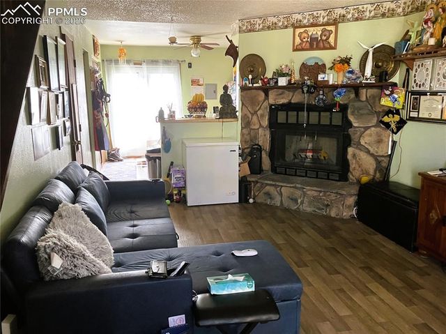 30 Murray Heights Drive, Colorado Springs, CO 80916