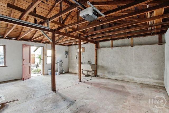 806 Maupas Avenue, Savannah, GA 31401