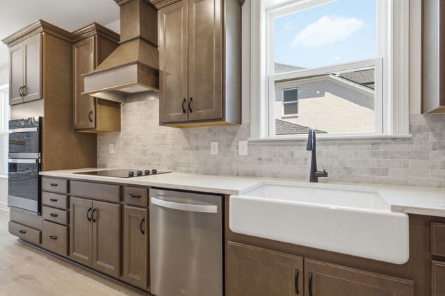 982 Champions Circle, Mount Juliet, TN 37122