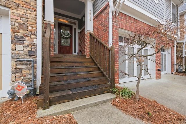 2010 Liberty Lane, Roswell, GA 30075