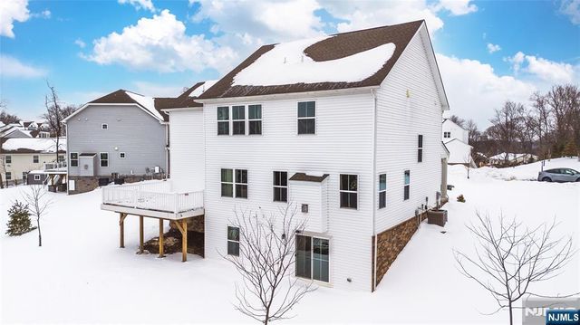 37 Esposito Lane, Roxbury Township, NJ 07850