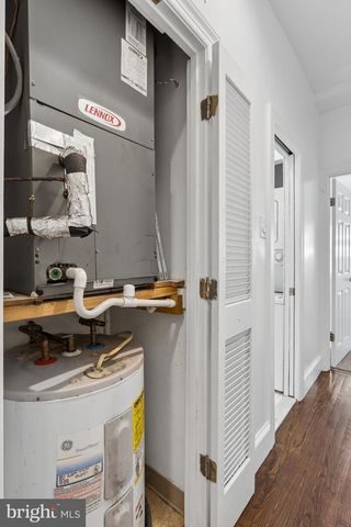 2139 NEWPORT PL NW, Washington, DC 20037