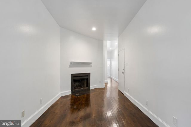 2139 NEWPORT PL NW, Washington, DC 20037