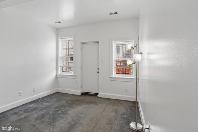2139 NEWPORT PL NW, Washington, DC 20037