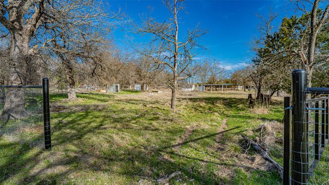 103 S Fm 56, Glen Rose, TX 76043