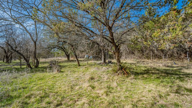 103 S Fm 56, Glen Rose, TX 76043