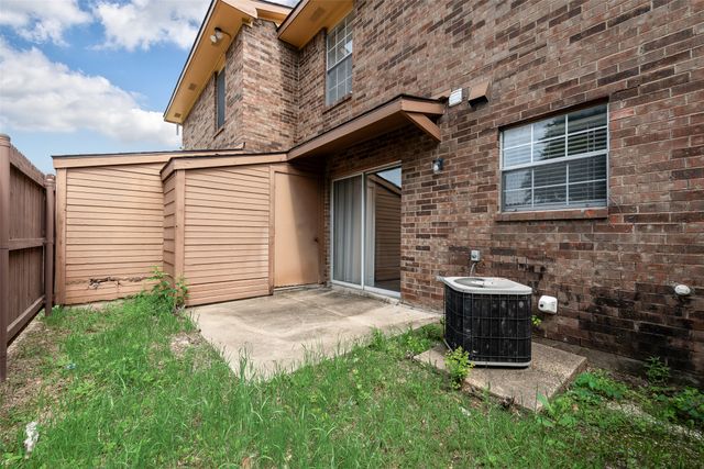 1013 Parkway Terrace, Cedar Hill, TX 75104
