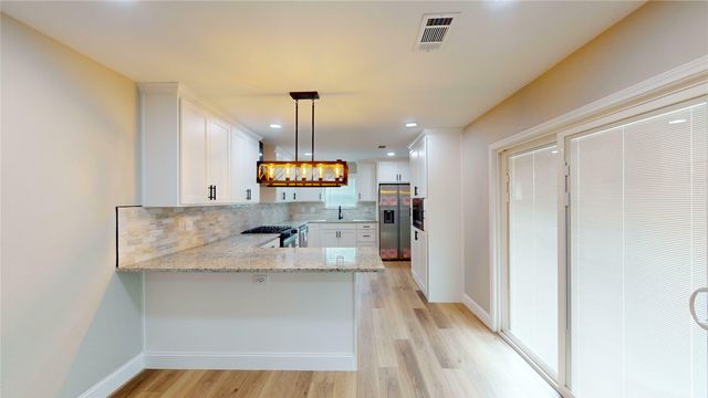 2210 Mcclure Street, Irving, TX 75062