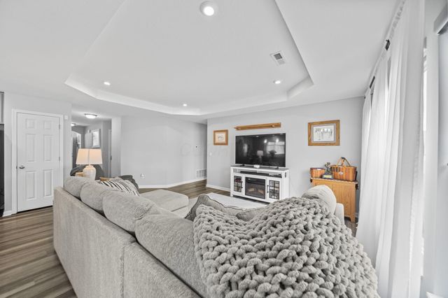3705 Winding Path Drive, Canal Winchester, OH 43110