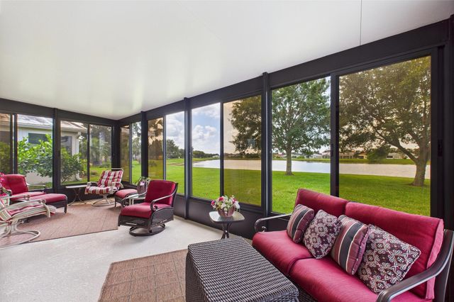 1521 Dittmer Circle SE, Palm Bay, FL 32909