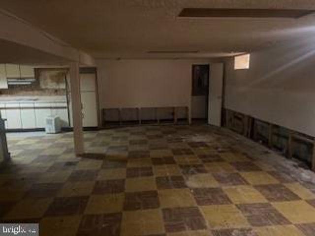 7404 POPLAR AVE, Baltimore, MD 21224