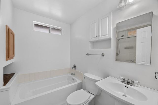 900 Shearer St, Roseville, CA 95678