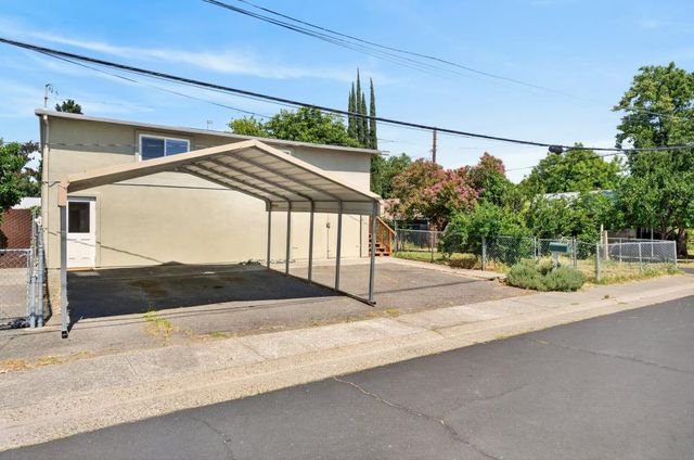 900 Shearer St, Roseville, CA 95678