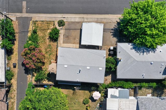 900 Shearer St, Roseville, CA 95678