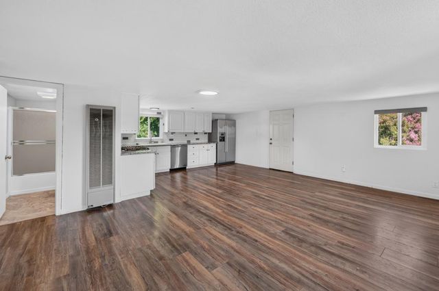 900 Shearer St, Roseville, CA 95678