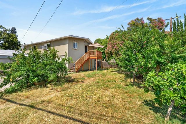 900 Shearer St, Roseville, CA 95678