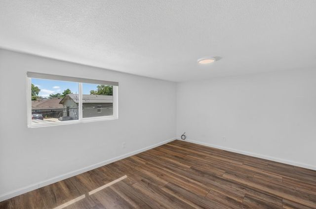 900 Shearer St, Roseville, CA 95678