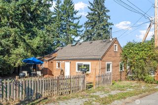 1015 7th Street SE, Auburn, WA 98002
