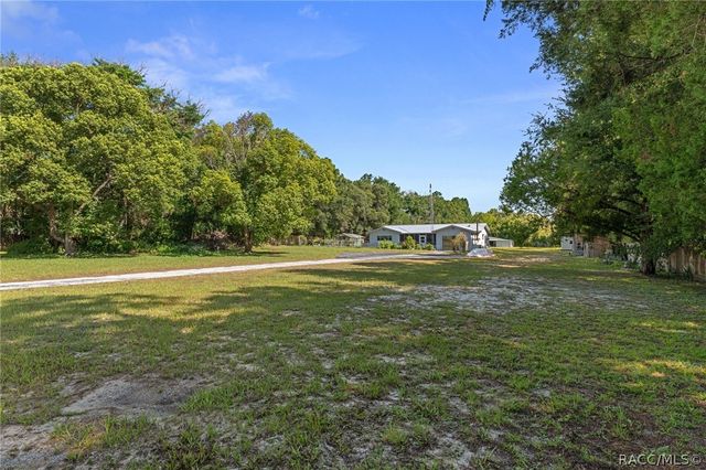 7251 W Lacey Lane, Homosassa, FL 34448
