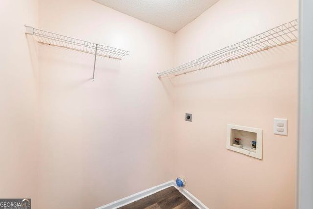 313 Strawbridge Lane, Bonaire, GA 31005