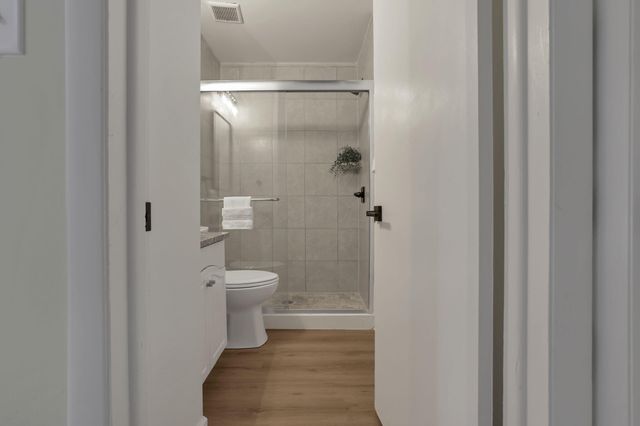 2947 E Mound Street, Columbus, OH 43209