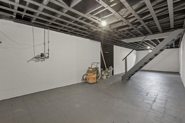 2947 E Mound Street, Columbus, OH 43209