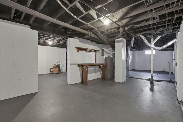 2947 E Mound Street, Columbus, OH 43209