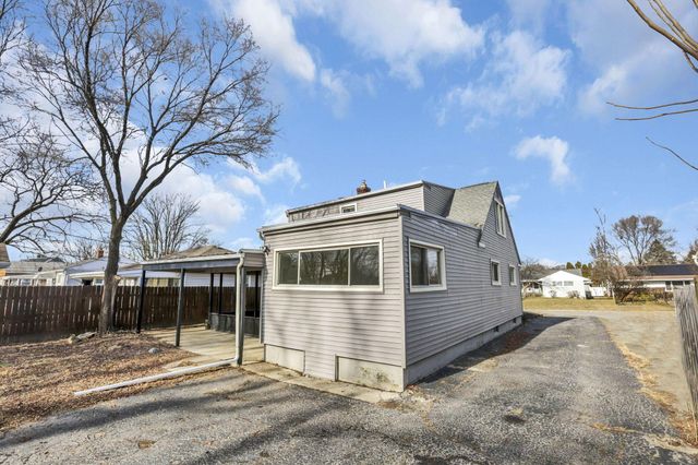 2947 E Mound Street, Columbus, OH 43209