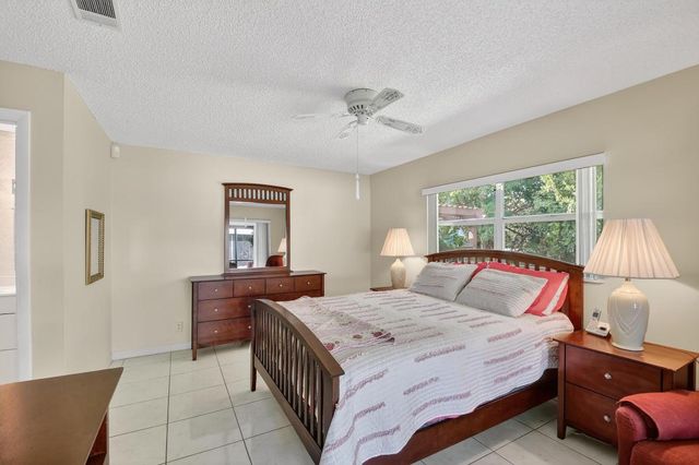 5199 Rose Hill Drive, Boynton Beach, FL 33437