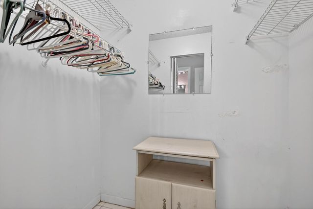 5199 Rose Hill Drive, Boynton Beach, FL 33437