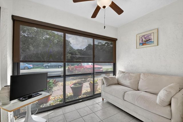 5199 Rose Hill Drive, Boynton Beach, FL 33437