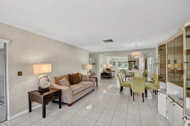 5199 Rose Hill Drive, Boynton Beach, FL 33437