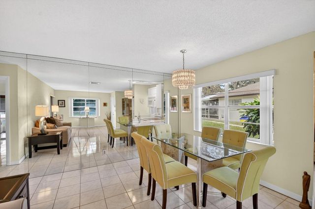 5199 Rose Hill Drive, Boynton Beach, FL 33437