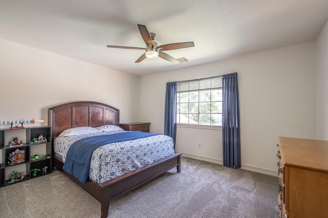 19415 Atasca Oaks Drive, Humble, TX 77346