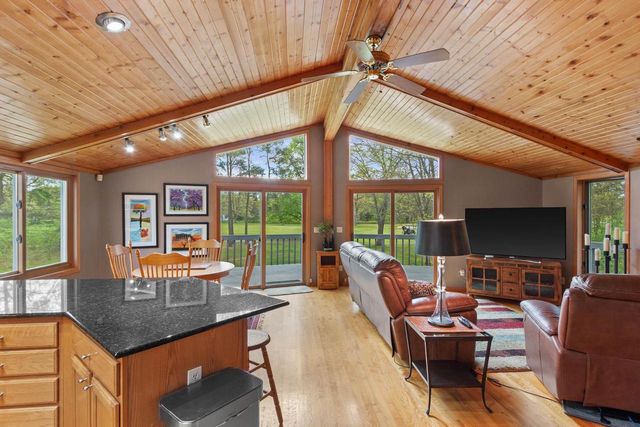 1319 Eagle Trail, Nekoosa, WI 54457