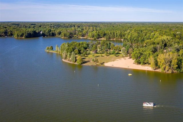 1319 Eagle Trail, Nekoosa, WI 54457