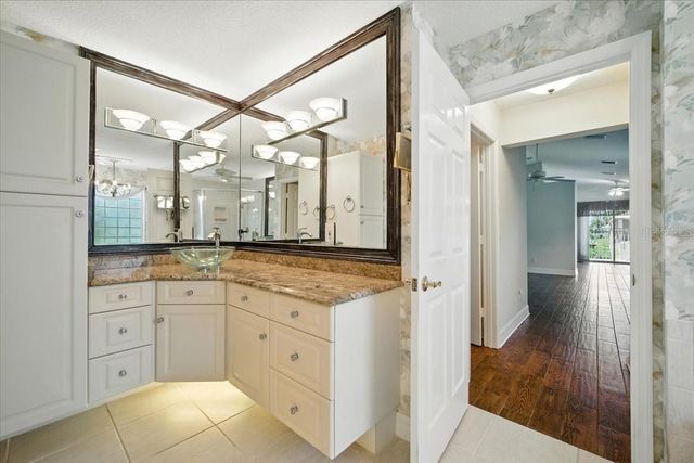 13 COTTAGEGATE COURT, Palm Coast, FL 32137