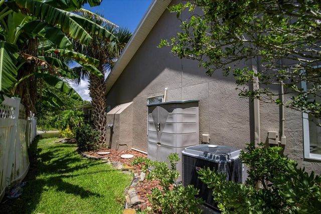 13 COTTAGEGATE COURT, Palm Coast, FL 32137