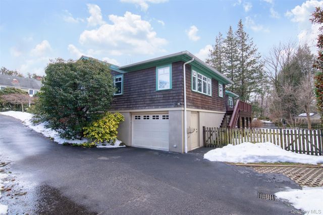 8 Barney Park, Irvington, NY 10533