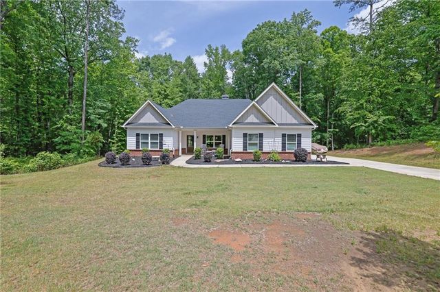125 Hawthorn Lane, Covington, GA 30014